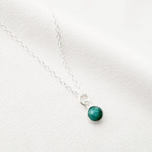 Tiny emerald stone on Sterling silver Necklace (Cira) Adjustable Cable Chain 16"-18" // May Birthstone