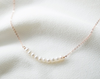 Collier Tiny Pearl Rose Gold (Grace) // Collier rempli d’or rose 14K // Bijoux de mariée // Bijoux faits à la main // Pierre de naissance de juin