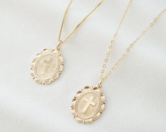 Collar de medallón de moneda de oro cruzada (Monet) // 14K Gold filled // Gold Coin Jewelry // Joyería religiosa