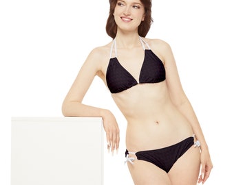 Rich Purple with minimalistic red polka dot colors pattern for summer - Strappy Bikini Set (AOP)