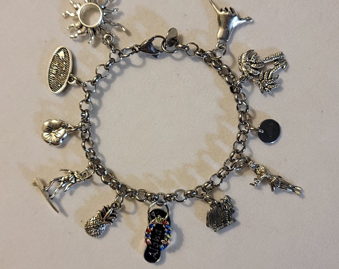 Silver Hawaii Chain Bracelet, Hawaii Charm Bracelet, Bracelet, Hawaii Bracelet, Charm Bracelet, Chain Bracelet, Gift, Hawaii, Hawaiian