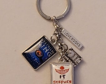 Custom Book Cover Keychain: Personalized Book Lover Gift
