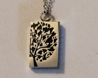 Collana con urna in argento con albero della vita: gioielli per cremazione a forma di lacrima