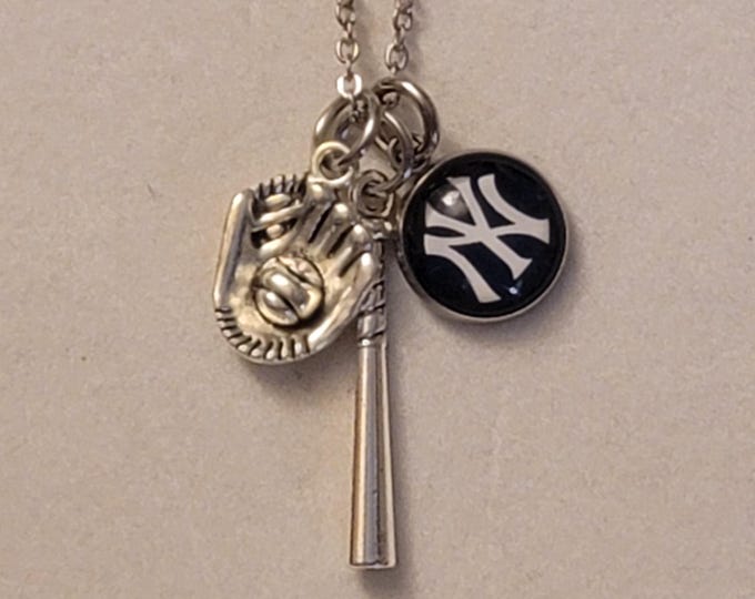 Silver Baseball Charm Necklace, Baseball,Necklace, Team, Gift For Baseball Fan, Sports Jewelry,Baseball Necklace, Team Necklace, Team Choice