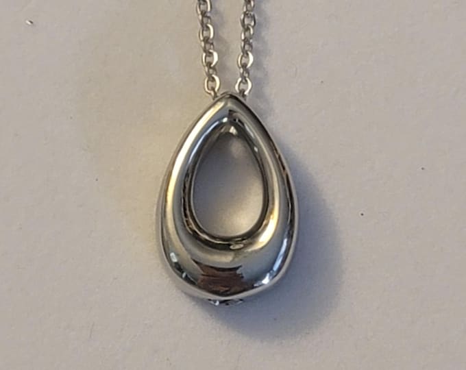 Silver Teardrop Cremation Urn Locket Necklace, Necklace,  Teardrop, Necklace For Ashes, Cremation Jewelry, Teardrop Urn Necklace