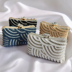 Bolso de mano para novia con forma rectangular con cuentas de perlas y diamantes de imitación: bolso de noche para invitada de boda en blanco, negro, champán, dorado y azul marino