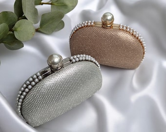 Kleine handtas met verfraaide rand van imitatieparels - afwerking met glittertextuur in zilver en roségoud - bruids- en avondhandtas