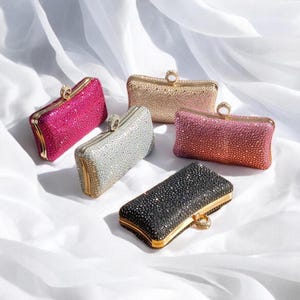 Diamante verzierte rechteckige Hard Compact Box Clutch mit Ring-Detail - Abend- und Brauthandtasche in Silber, Schwarz, Fuchsia, Gold, Pink