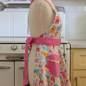 Retro Apron Colorful Bird Cages BELLA image 2