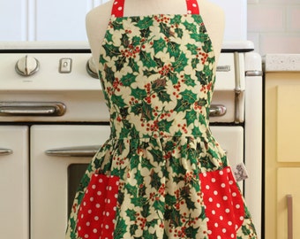 Vintage Inspired Christmas Apron for Little Girls - Xmas Hollies
