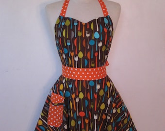 Apron Retro Style Sweetheart Neckline Utensils on Brown Full Apron BELLA Vintage Inspired