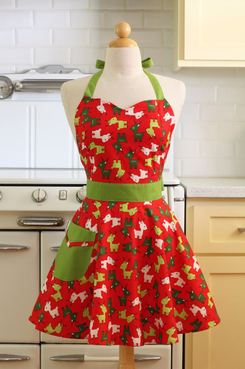 Retro Full Apron Christmas Deer BELLA Sweetheart Neckline image 1