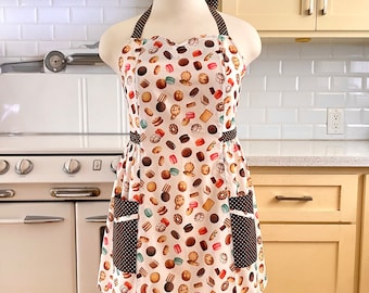 Retro Apron Plus Size Sweetheart Neckline - Cookies - BETTY