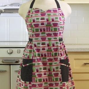 Retro Apron Plus Size Sweetheart Neckline - Dishes on Shelves - BETTY