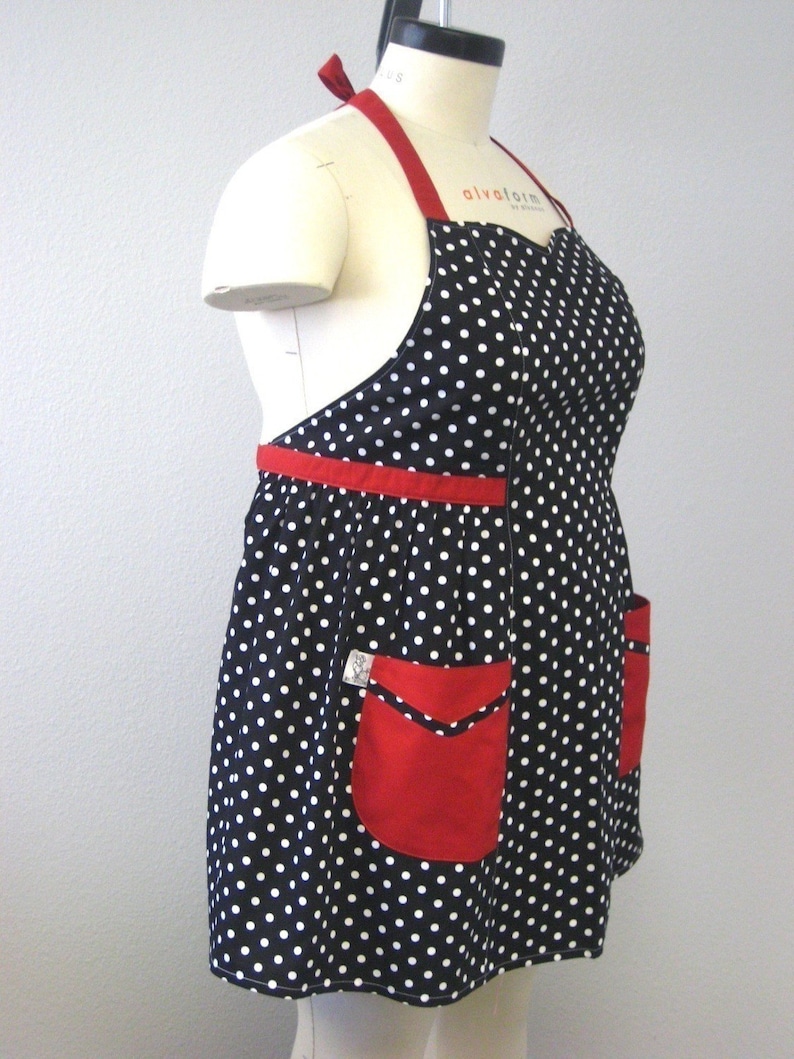 Retro Apron Plus Size Sweetheart Neckline Black and White Polka Dot with Red BETTY image 3