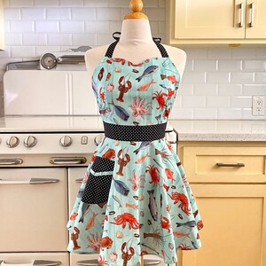 Retro Sweetheart Apron - Seafood, Lobster, Fish & Crab - BELLA