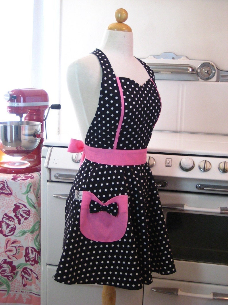 Retro Apron Sweetheart Neckline Black and White Polka Dot with HOT PINK Full Apron MAGGIE