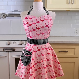 Retro Full Apron Sweetheart Neckline Retro Flamingos on Pink BELLA