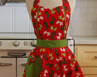 Apron Christmas Deer on Red MAGGIE Retro Full Apron