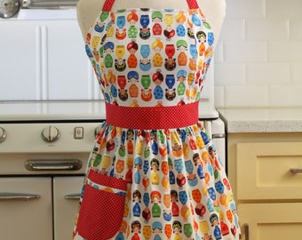 Retro Apron Colorful Dolls on White - CHLOE