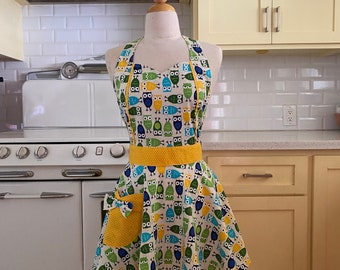 Retro Apron - Owls with Yellow - MAGGIE