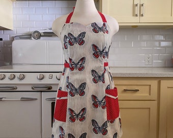 Retro Apron Plus Size Sweetheart Neckline - Butterflies - BETTY