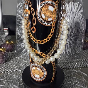 Vaso de lujo negro y dorado con cadena desmontable - Artículos para beber artesanales
