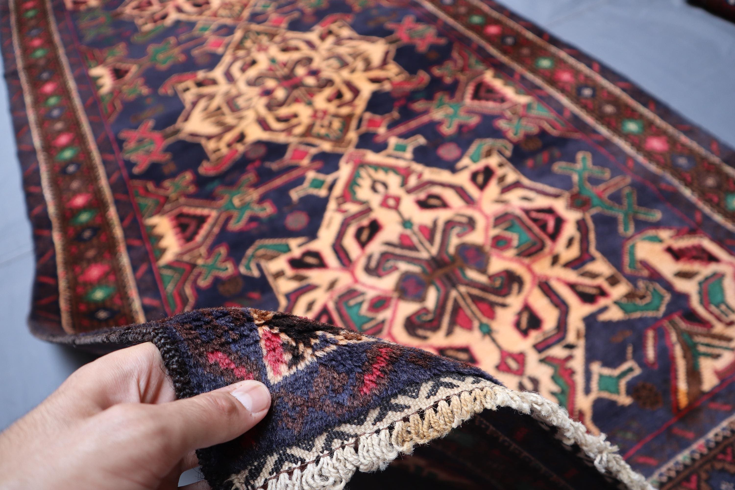 ホジャロシュナイ(サイズ274cm x 182cm) ホジャロシュナイ(サイズ274cm x 182cm)