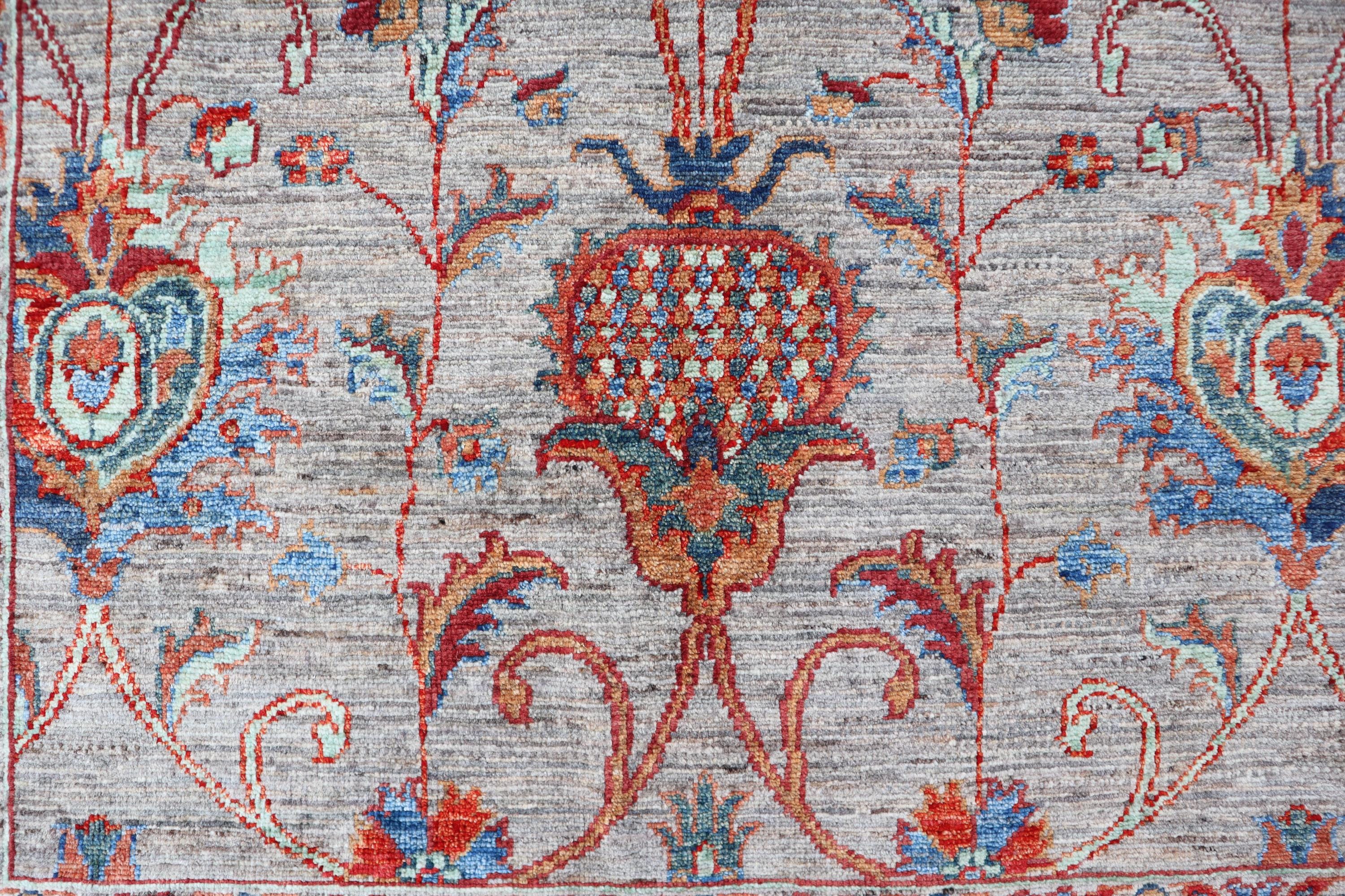 アフガニスタン スルタニ ラグ 4x6: ハンドメイド ウール トルクメン