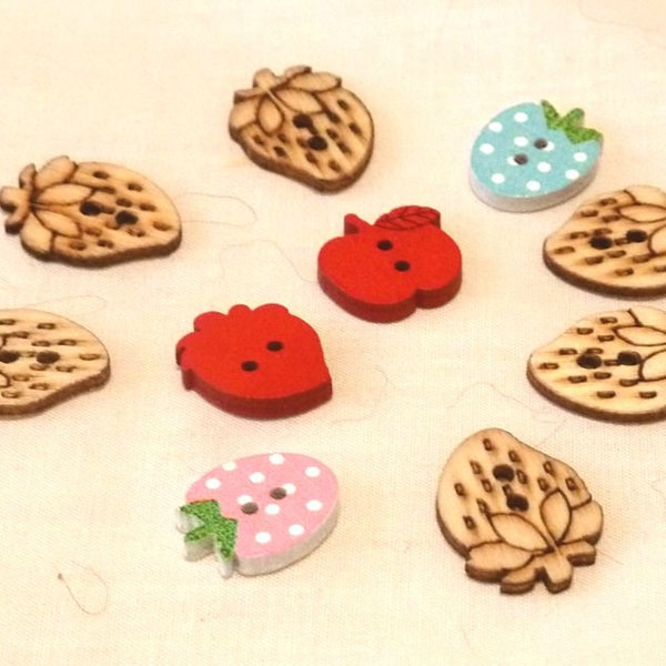 Buttons Strawberry  Apples  set pf 10 / M29