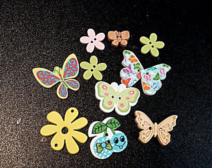 Buttons Butterflies  and Flowers   set of 10  / M19