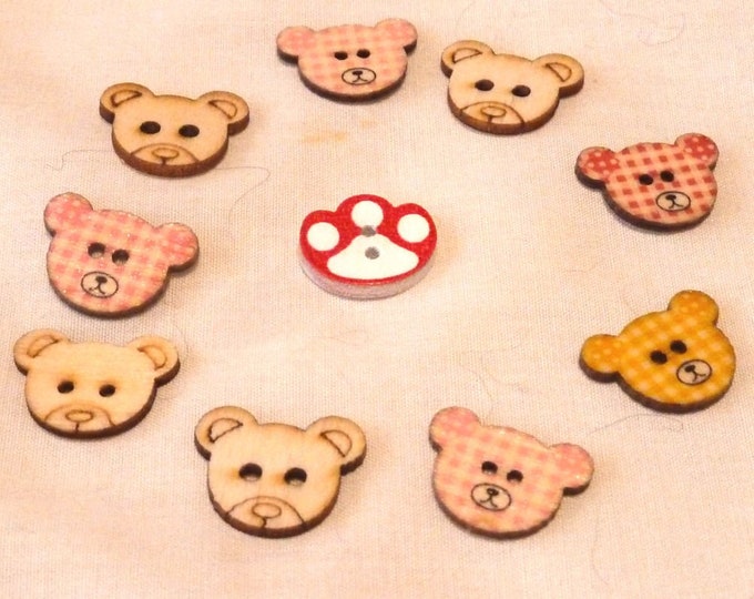 Buttons Teddy Faces and a Paw  set of 10 /M11