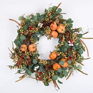 Autumn Pumpkin Wreath: 26-inch Fall Harvest Decor
