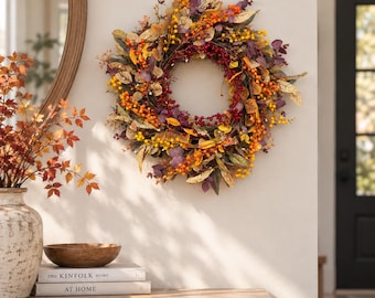 Corona de otoño de 56 cm para puerta principal, corona de otoño de bayas rojas y naranjas, corona de cosecha morada y dorada, decoración rústica de Acción de Gracias.