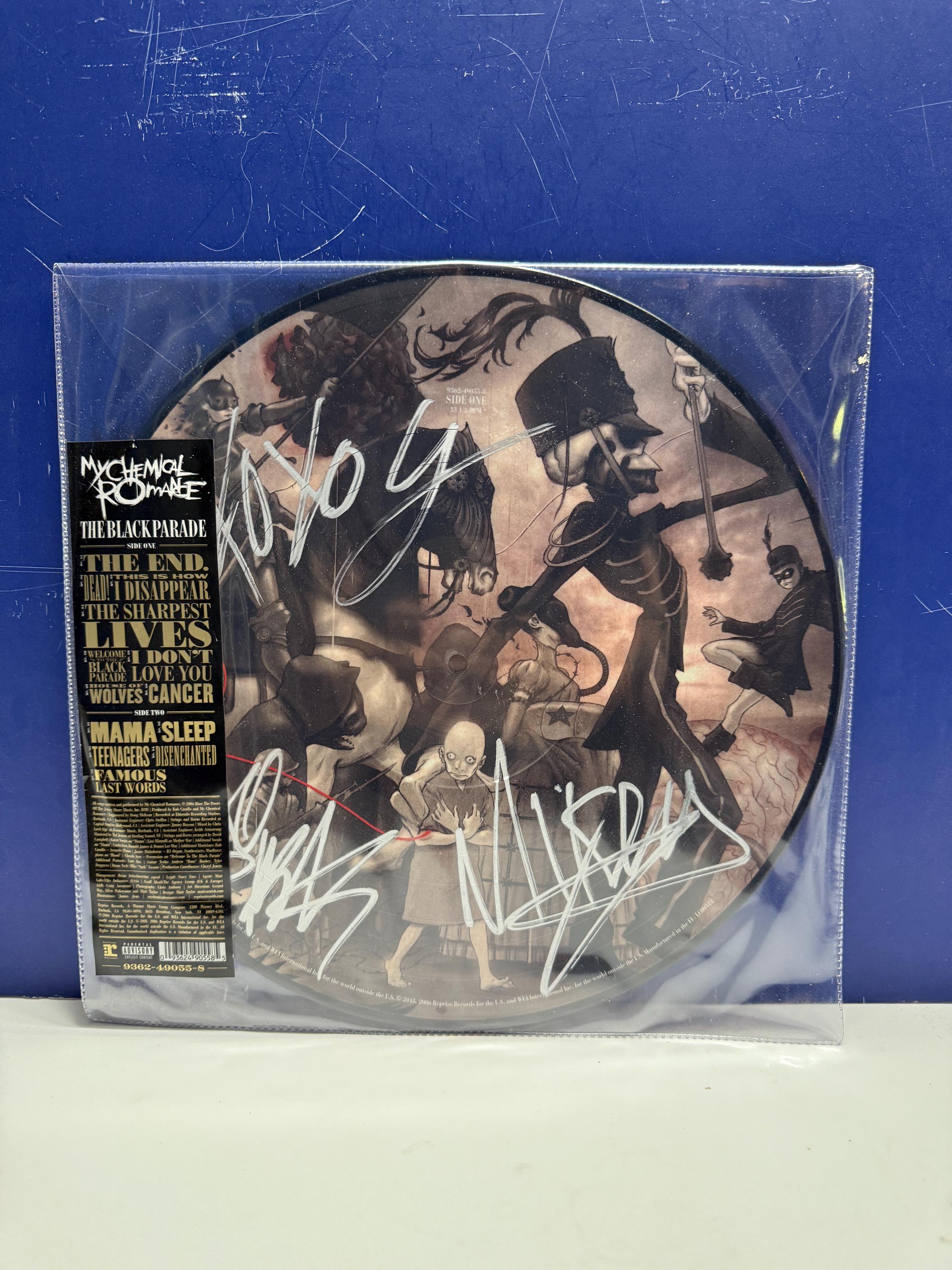 My Chemical Romance - the Black Parade - New Signed by Gerard Way