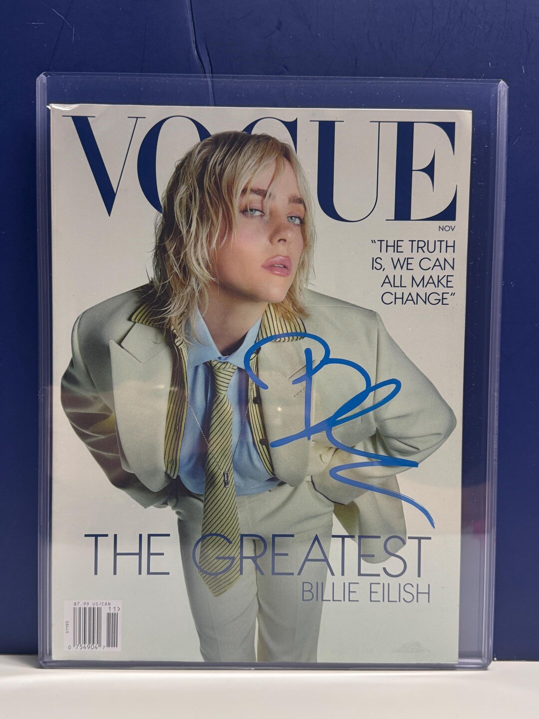 Billie Eilish VOGUE Nov 2024 New Signed Magazine COA