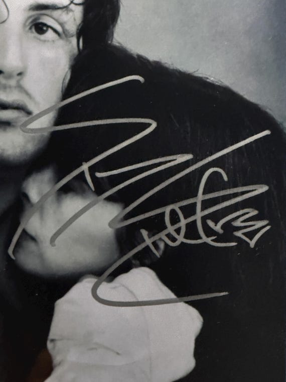 証明書付き シルベスター・スタローン 直筆 サイン入りフォト 額装