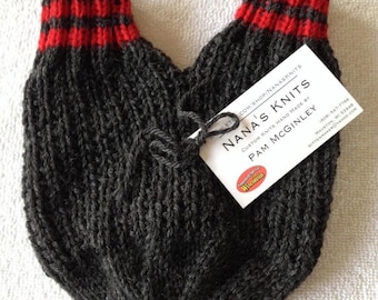 Delivery 2024 - MITTENS for LOVERS - Are you SMITTEN with someone - hold hands and stay warm - Valentines Day - Wedding Gift