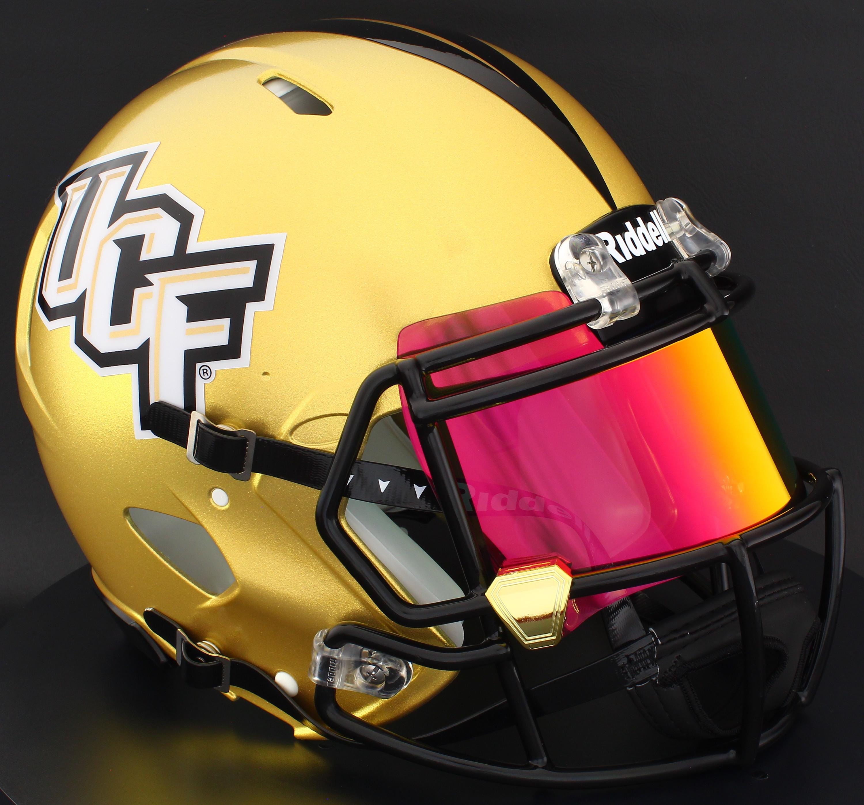 balloon art football helmet Chiefs 21