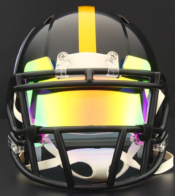 center helmet football ZERO2 Trench X-Large / Molded Gloss Black / SO-212E titanium facemask Center (gridiron football) - Wikipedia