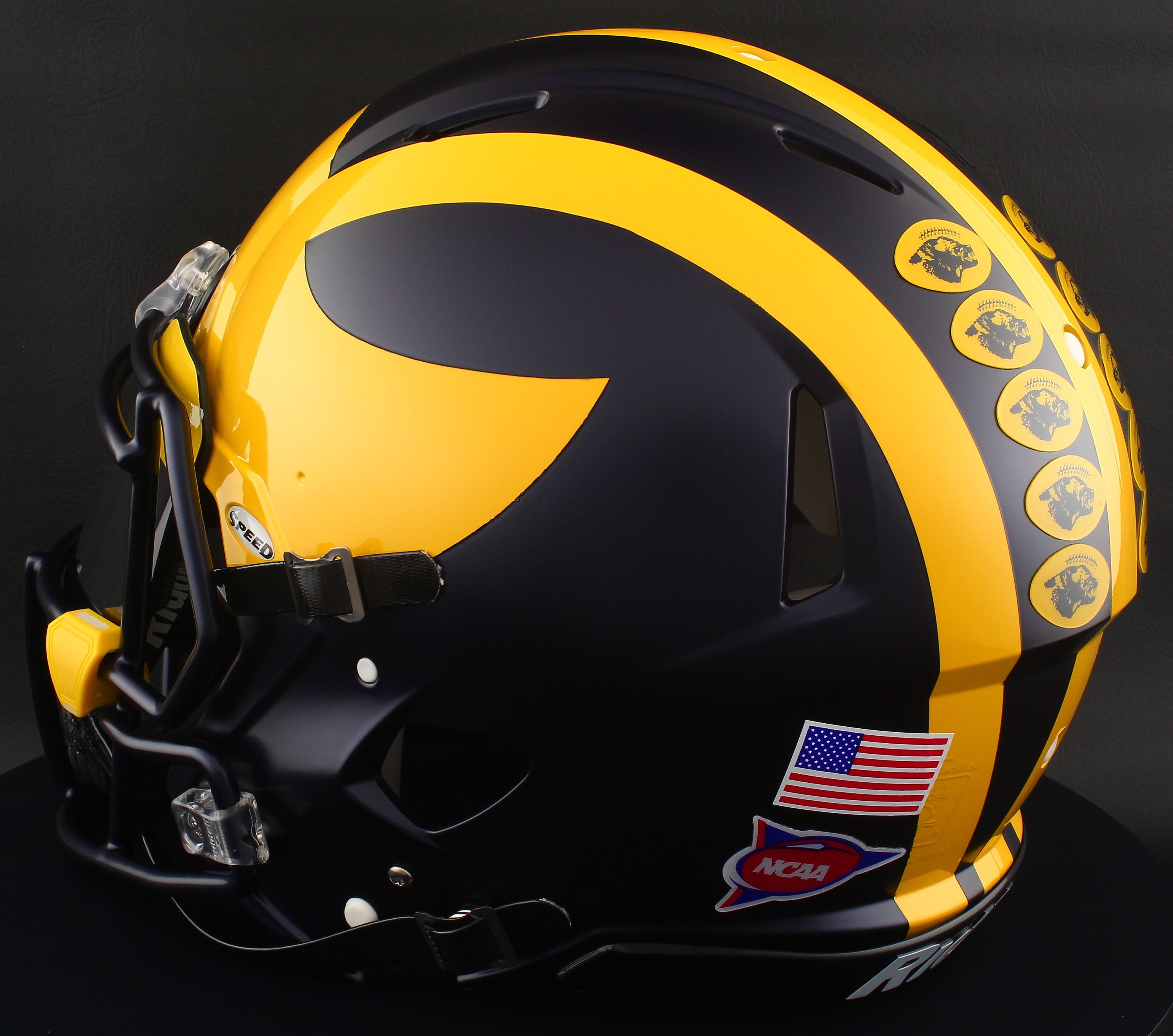 Michigan Wolverines NCAA Riddell Speed Full Size Replica Football Helmet - Etsy Michigan Wolverines NCAA Riddell Speed Full Size Replica Football Helmet - Etsy