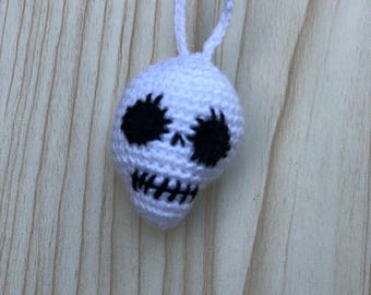 Mini amigurumi de calavera de ganchillo, bonito, regalo hecho a mano, decoración diferente, regalos para geeks, regalos de Navidad, rellenos de calcetines