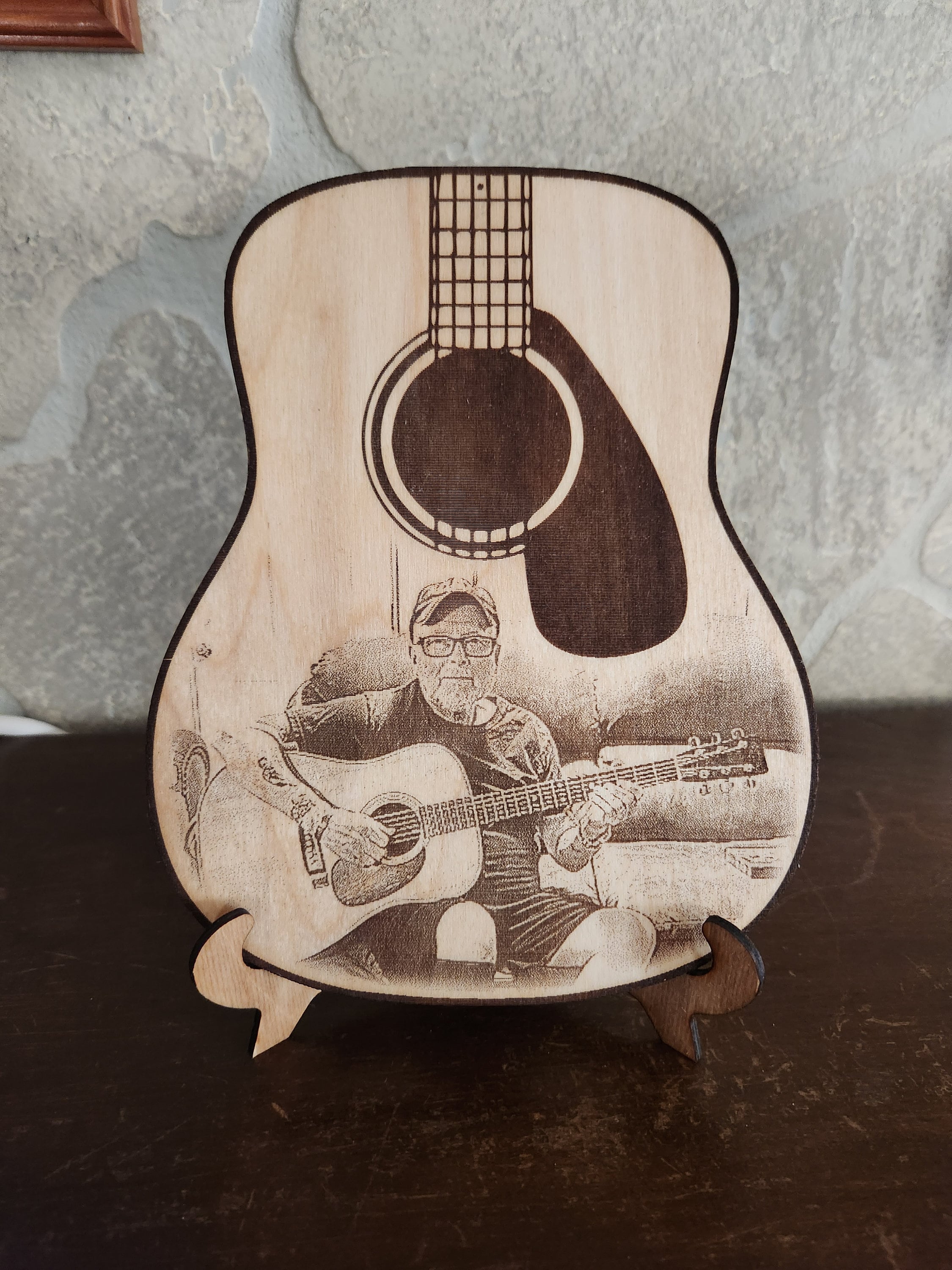 Laser Engraved Acoustic Guitar Shaped Wood Photo/engraved