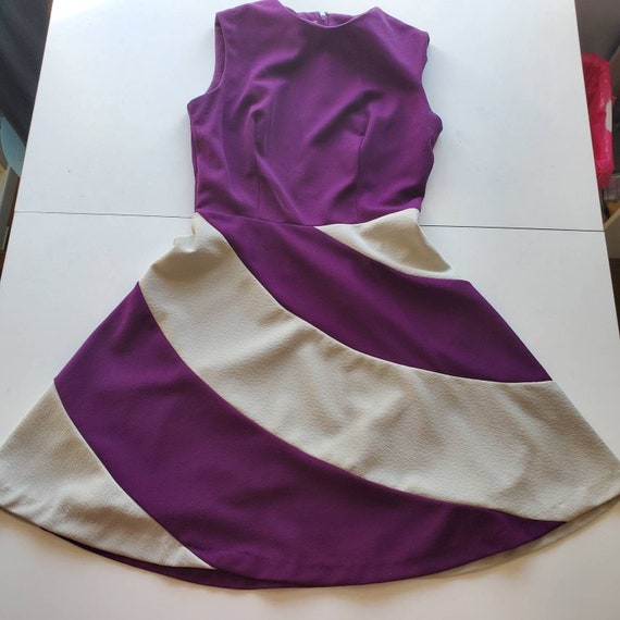 Purple and White Swirl Vintage Dress - Size Medium - image 7