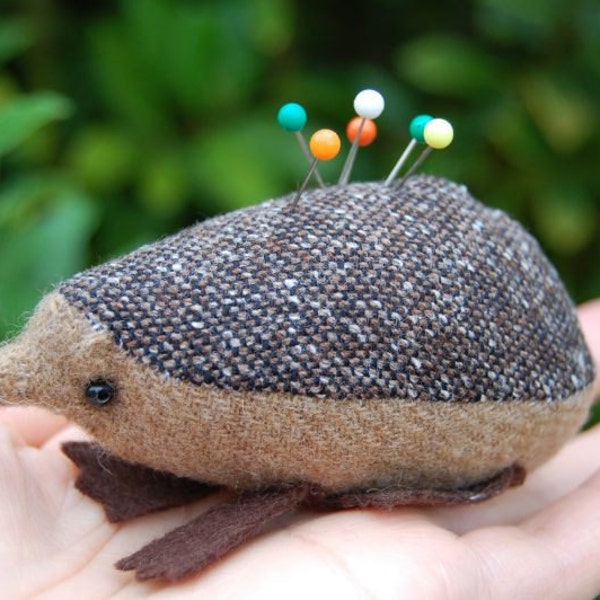 HEDGEHOG  PINCUSHION