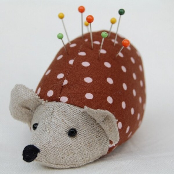 Hedgehog Polka dot pincushion