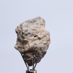 Lunar Meteorite, 4.2g Feldspar Breccia, Natural meteorite,from Bechar Algeria ET129