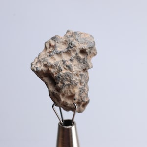 Lunar Meteorite, 3.2g Feldspar Breccia, Natural meteorite,from Bechar Algeria ET140