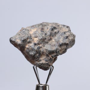 Lunar Meteorite, 4.7g Feldspar Breccia, Natural meteorite,from Bechar Algeria ET94