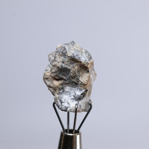Lunar Meteorite, 1.8g Feldspar Breccia, Natural meteorite,from Bechar Algeria ET18
